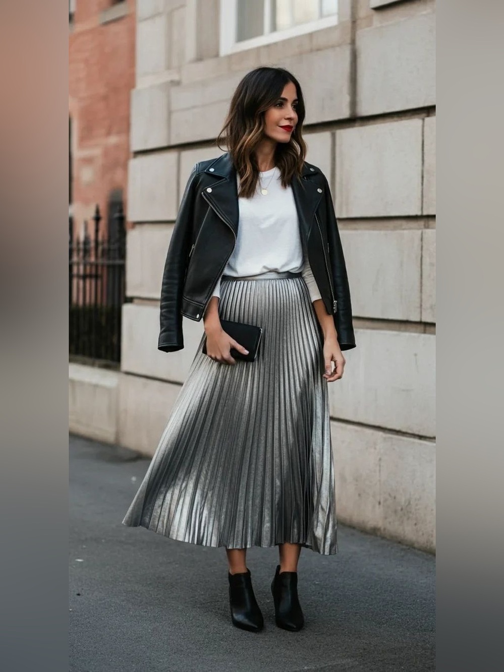 Vintage Pleated Metallic Maxi Skirt - Picture 6 of 10